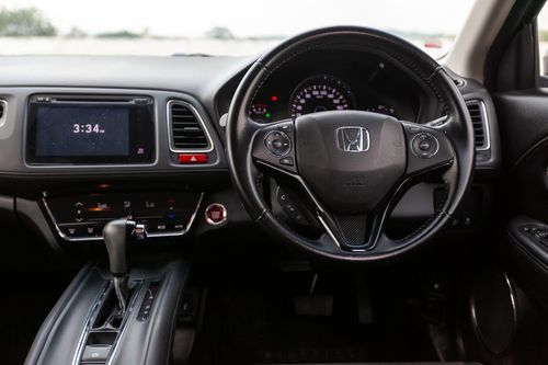Used 2015 Honda HR-V 1.8L V